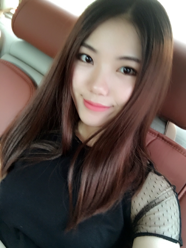 盛开的花朵的第二张照片--惠州相亲服务中心