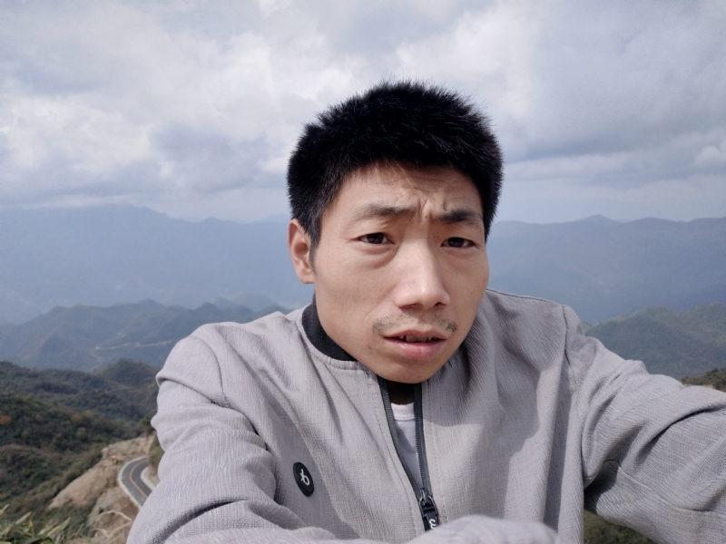 向后半生奋斗的第一张照片--惠州相亲服务中心