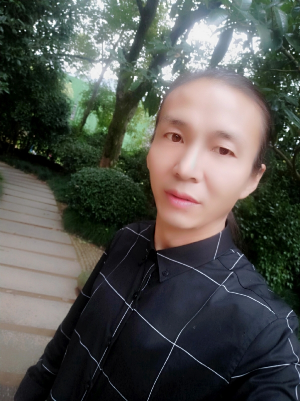 北方的狼的第一张照片--惠州相亲服务中心