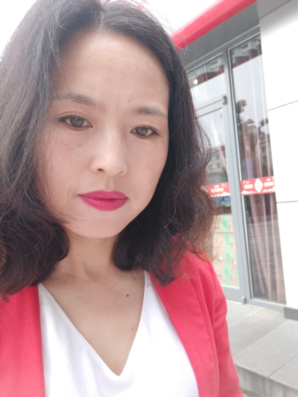 枫叶飘零的第一张照片--惠州相亲服务中心