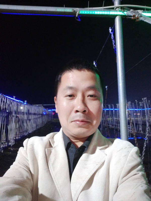 阿峰的第一张照片--惠州相亲服务中心
