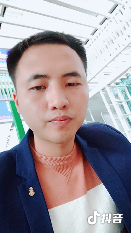 佳鑫的第一张照片--惠州相亲服务中心