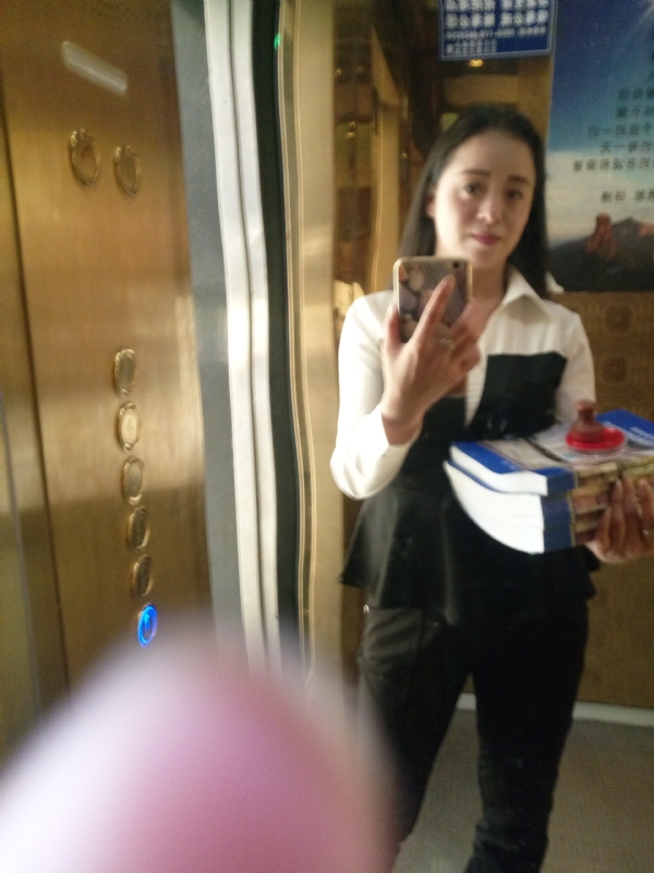 铿锵玫瑰的第一张照片--惠州相亲服务中心