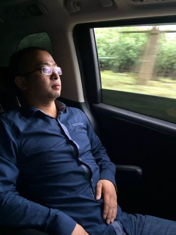 世界那么大的第三张照片--惠州相亲服务中心