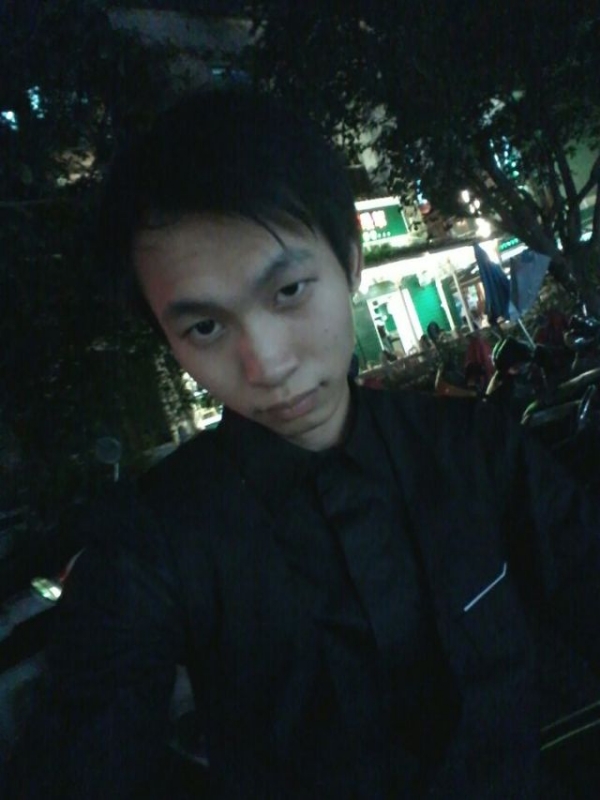 瞬间回眸的第一张照片--惠州相亲服务中心