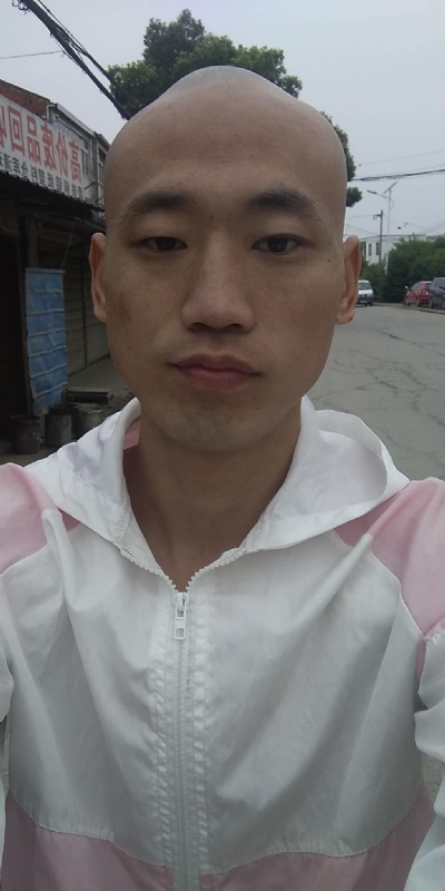 花花公子的第一张照片--惠州相亲服务中心