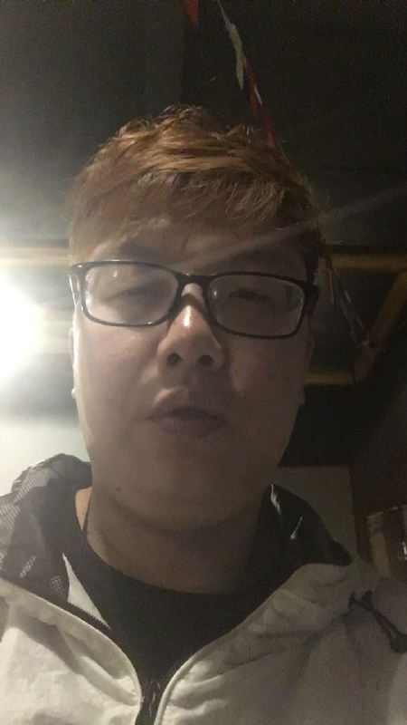 深情久伴更长情的第一张照片--惠州相亲服务中心