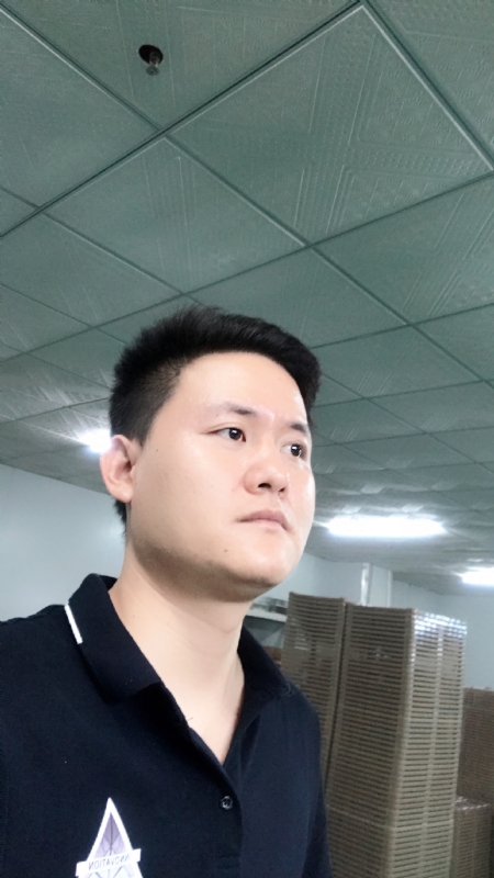 伟的第一张照片--惠州相亲服务中心