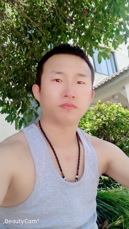 系咯在的第一张照片--惠州相亲服务中心