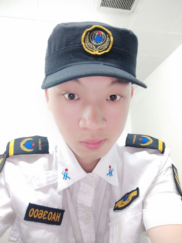 龙龙的第一张照片--惠州相亲服务中心