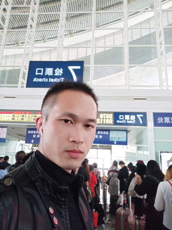 一叶知秋的第一张照片--惠州相亲服务中心
