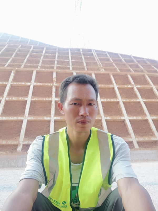 哥们的第一张照片--惠州相亲服务中心