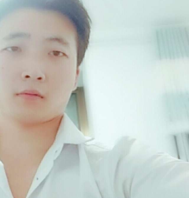 华英雄的第一张照片--惠州相亲服务中心