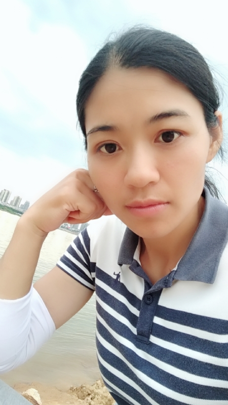 梅子的第一张照片--惠州相亲服务中心