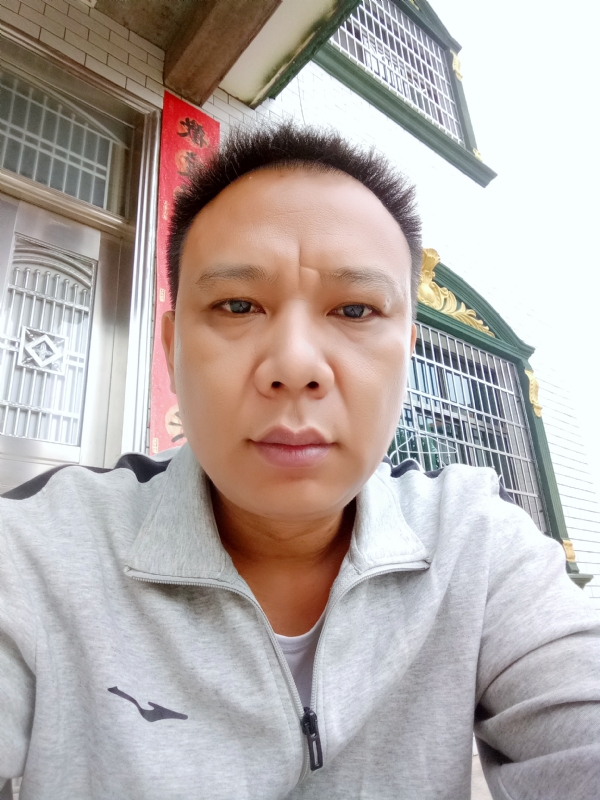 随缘的第一张照片--惠州相亲服务中心