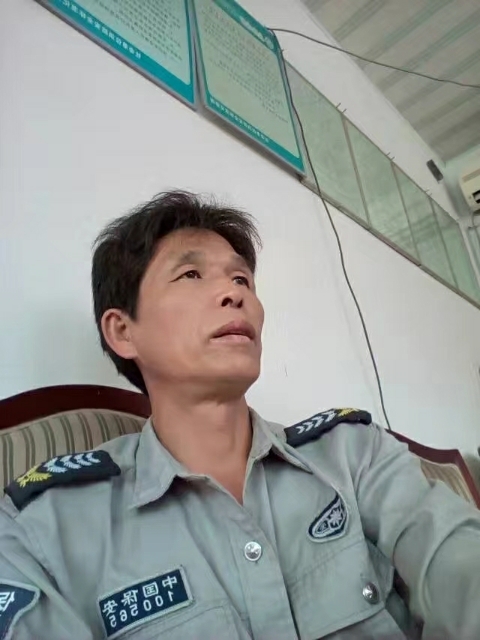 卧窗听雨的第一张照片--惠州相亲服务中心