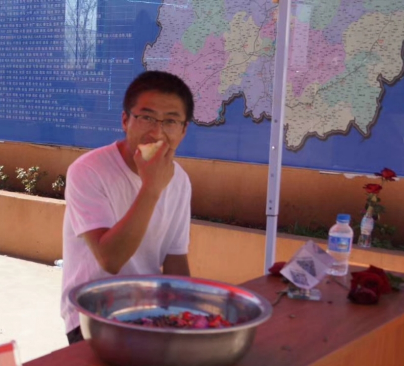 寻水的第一张照片--惠州相亲服务中心