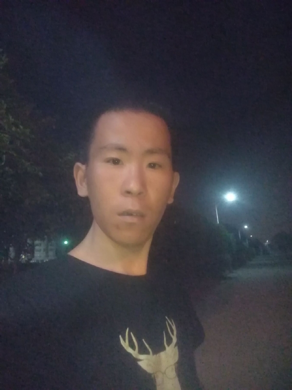 俞凯斌的第一张照片--惠州相亲服务中心