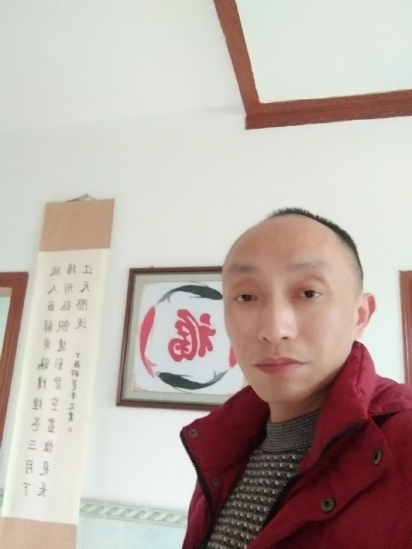 雅正的第一张照片--惠州相亲服务中心