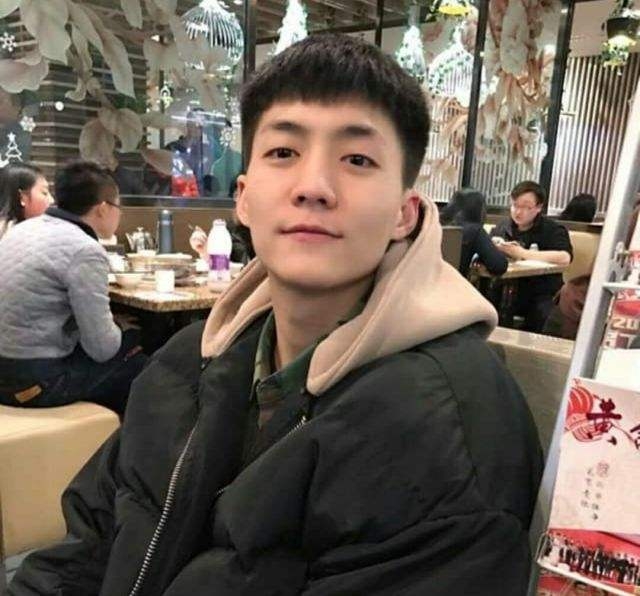 相爱的人的第一张照片--惠州相亲服务中心