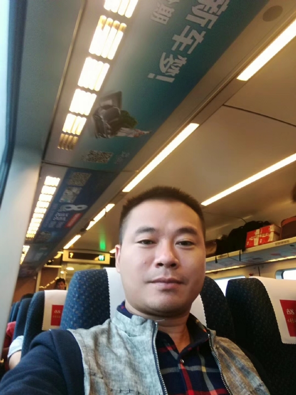 等爱的人的第一张照片--惠州相亲服务中心