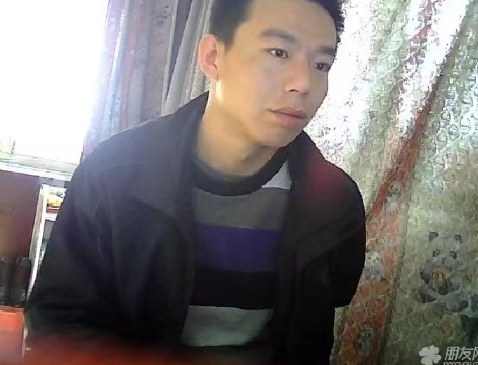 向钱奔跑的第一张照片--惠州相亲服务中心