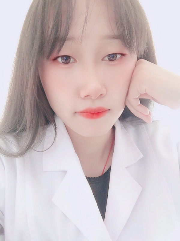 白婚纱的第一张照片--惠州相亲服务中心