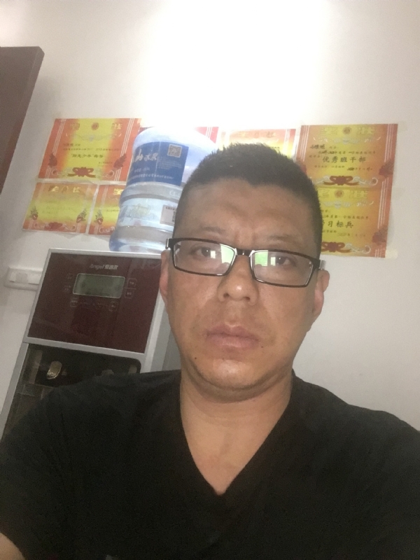 牵手的第二张照片--惠州相亲服务中心