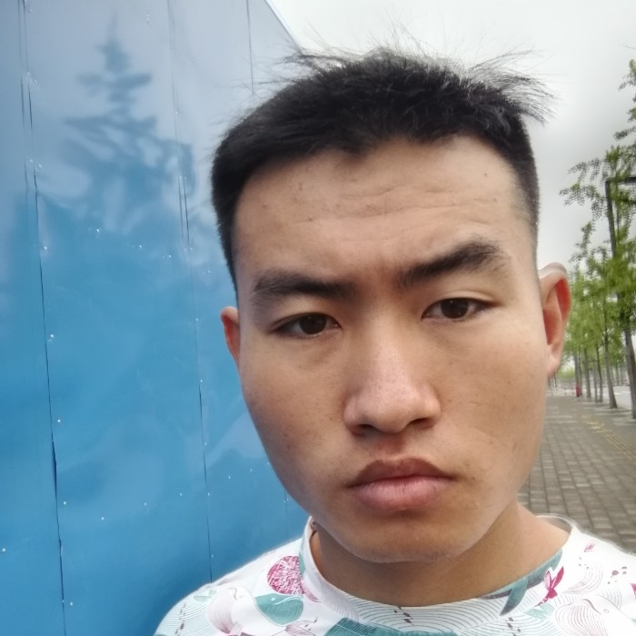 爱一个哦的第一张照片--惠州相亲服务中心