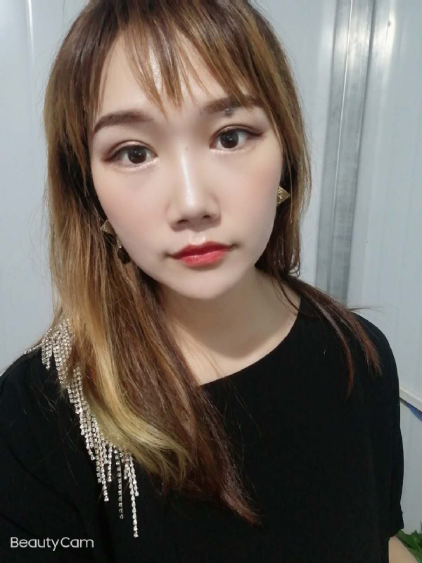 艾薇的第四张照片--惠州相亲服务中心