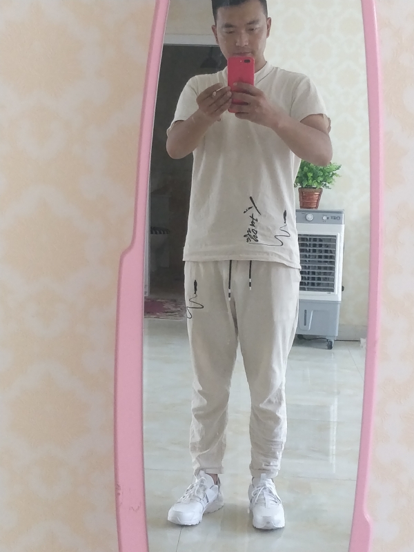 一天一根烟的第一张照片--惠州相亲服务中心