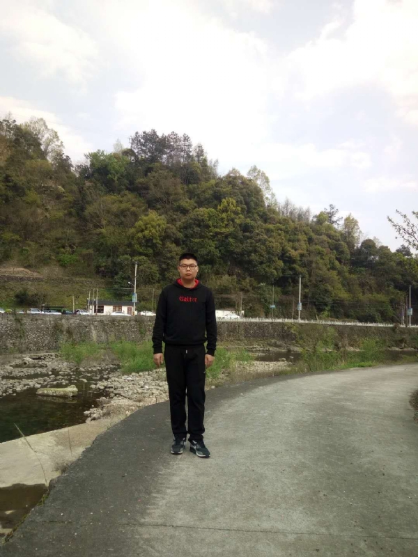 等着上钩的鱼的第二张照片--惠州相亲服务中心