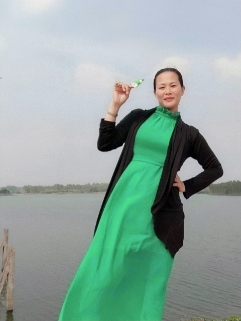 李梅的第二张照片--惠州相亲服务中心