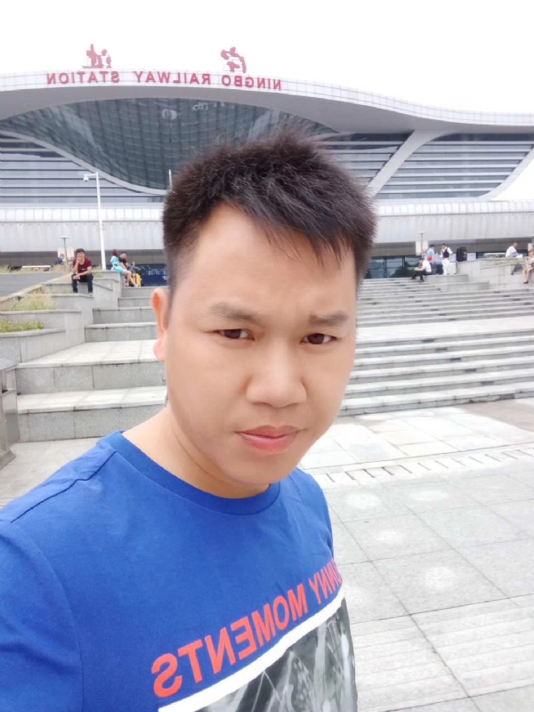 笑对人生的第一张照片--惠州相亲服务中心