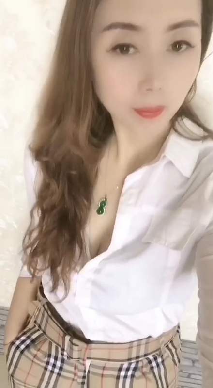雨蝶的第一张照片--惠州相亲服务中心