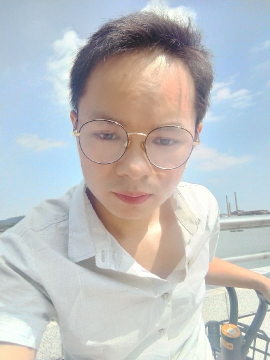 楠呐的第三张照片--惠州相亲服务中心