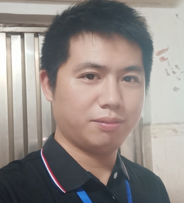 单身奶爸的第一张照片--惠州相亲服务中心