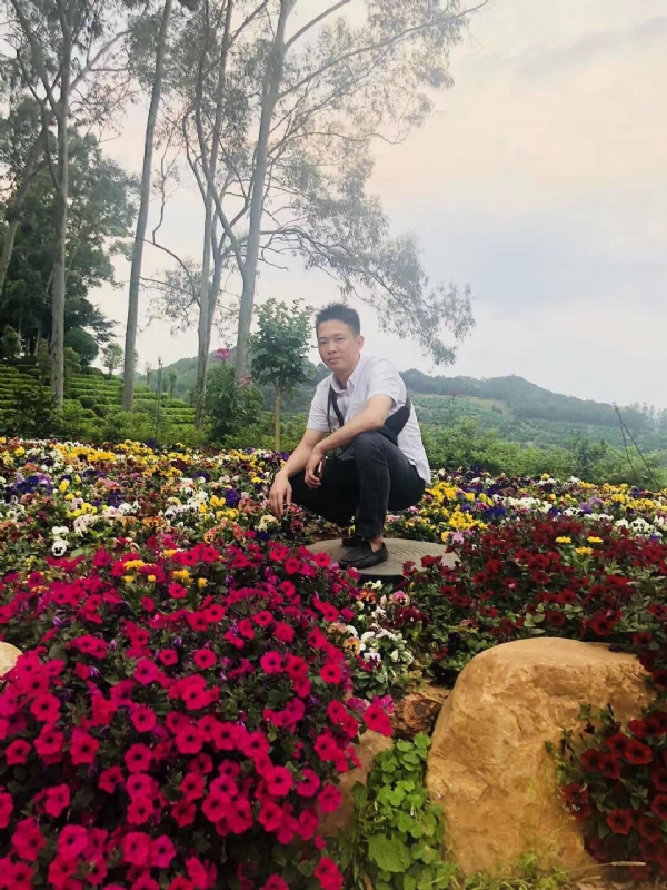 小郑的第一张照片--惠州相亲服务中心