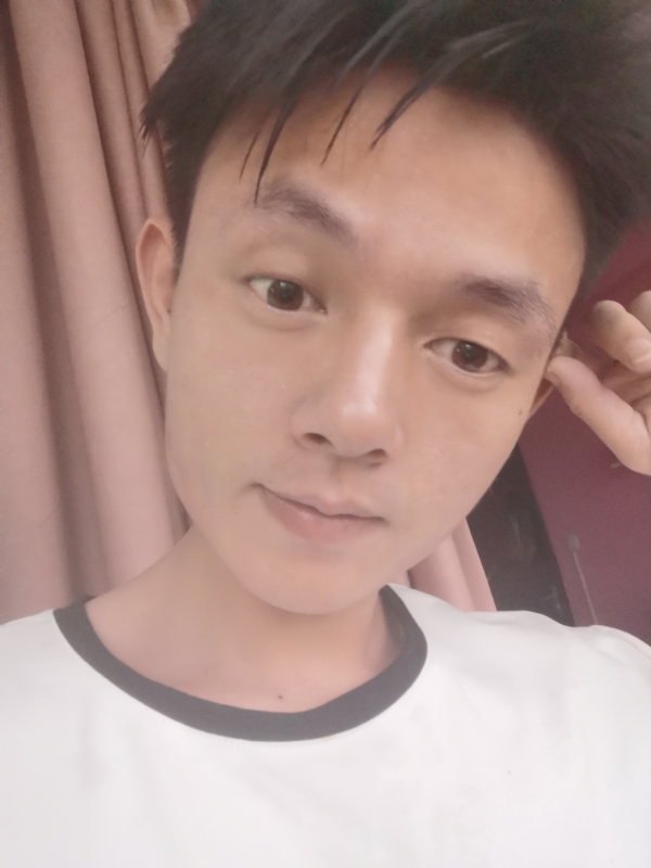 一一得一的第一张照片--惠州相亲服务中心