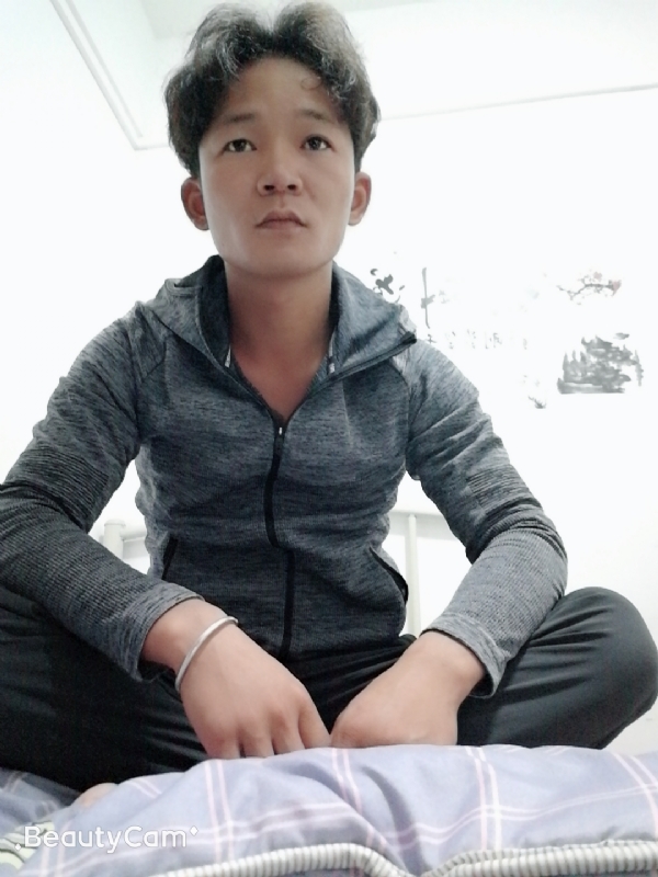 东浩学长的第一张照片--惠州相亲服务中心