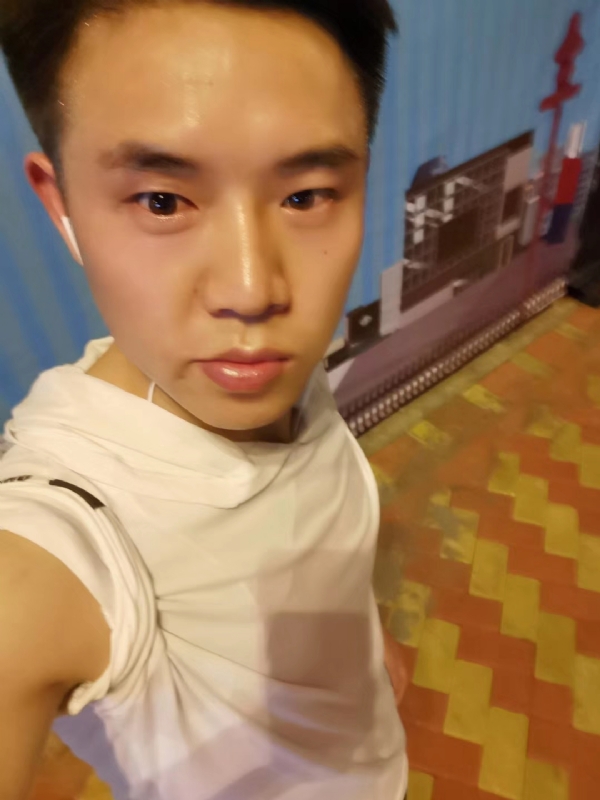 雷子的第一张照片--惠州相亲服务中心