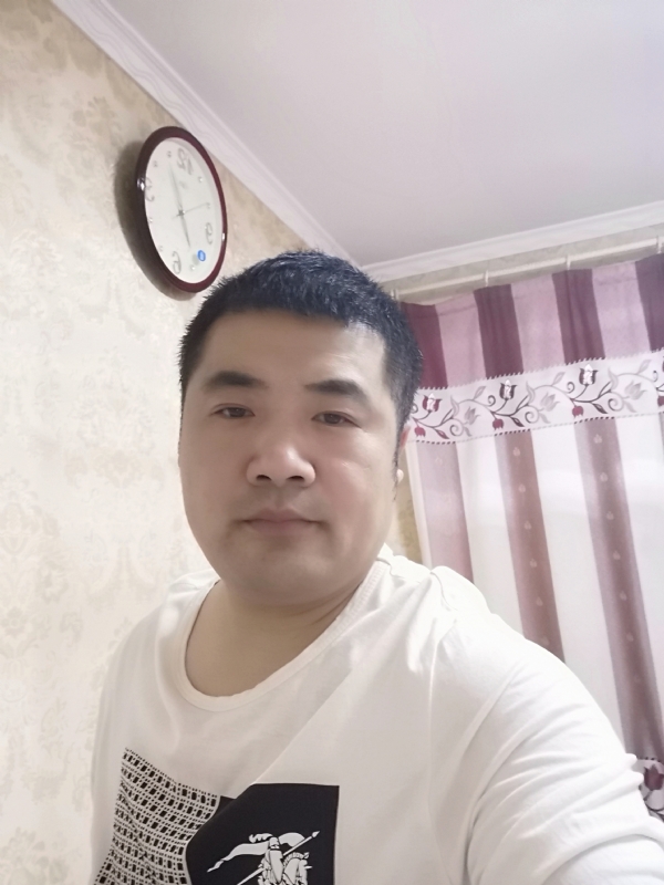 爱你的眼睛的第一张照片--惠州相亲服务中心