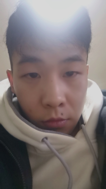辉会灰的第一张照片--惠州相亲服务中心