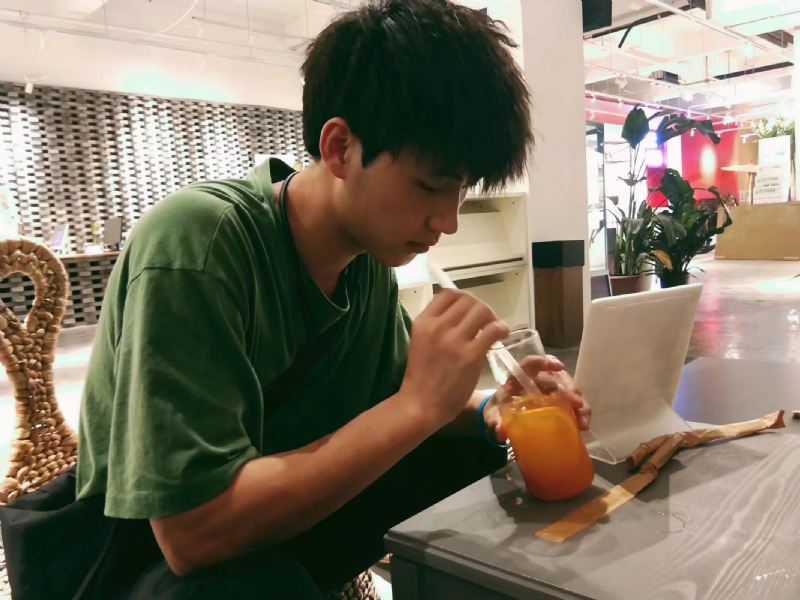 一花一世界的第二张照片--惠州相亲服务中心