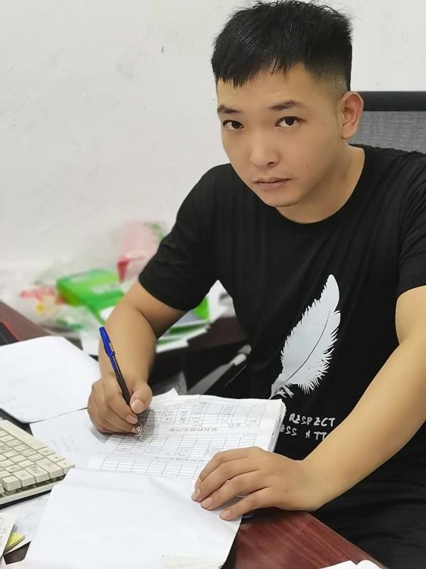 寻找另一伴的第一张照片--惠州相亲服务中心