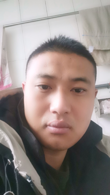 烟花再美不过瞬间的第一张照片--惠州相亲服务中心