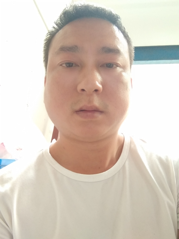 大叔的第一张照片--惠州相亲服务中心