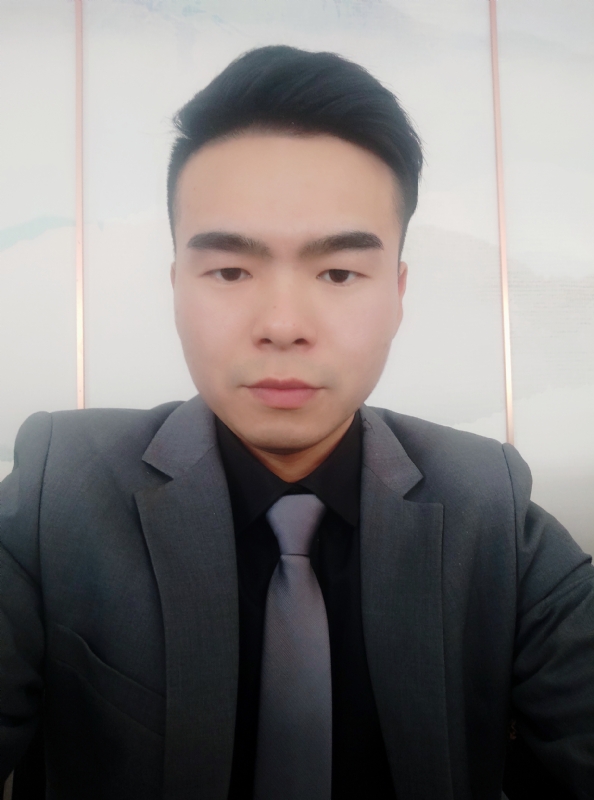 穿西装的鲨鱼的第一张照片--惠州相亲服务中心