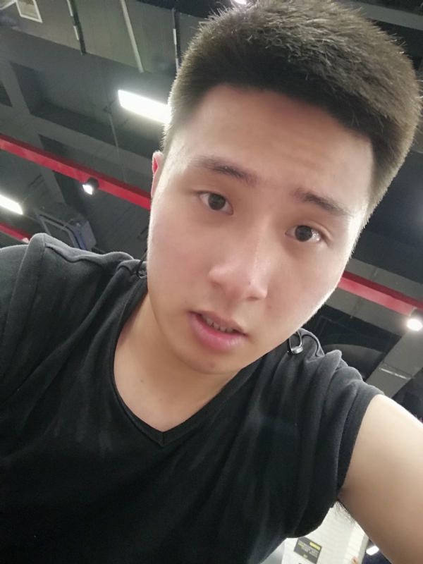 江南的雨的第一张照片--惠州相亲服务中心