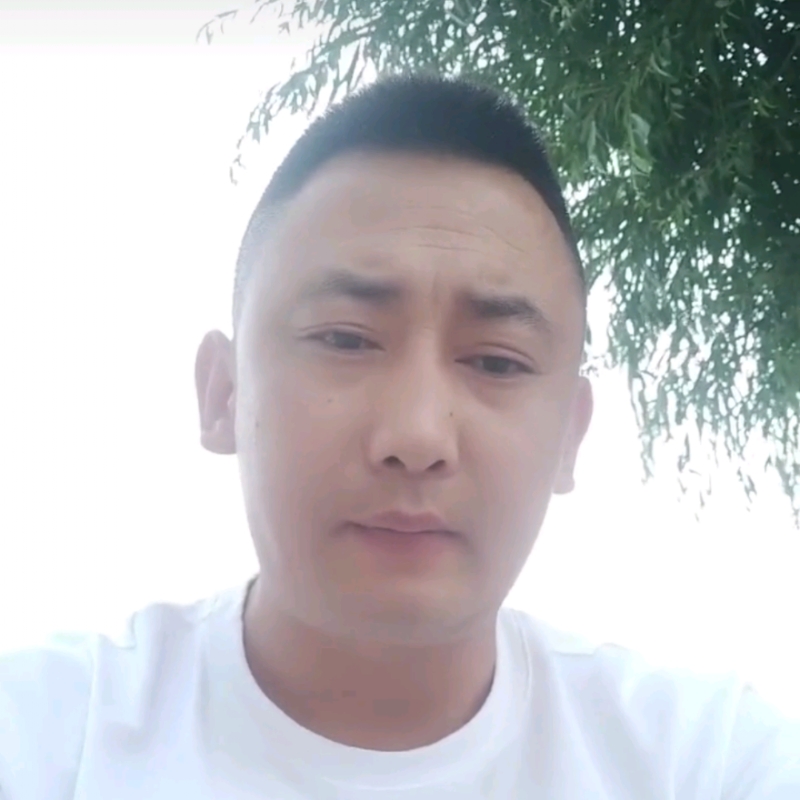 潇洒的第一张照片--惠州相亲服务中心